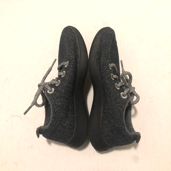 Allbirds The Wool Runners in Dark Gray color size W6 - Picture 6 of 11